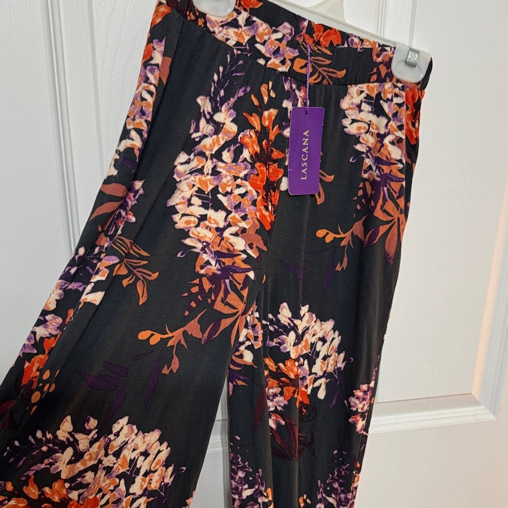 Floral Women's Maxi Pants - Black and Pink - Picture 2 of 5